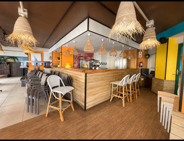 155M² RESTAURANT FOR SALE IN MARGATE BEACH